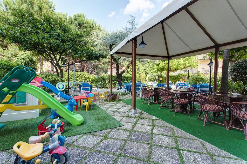 Hotel Real Cervia Extérieur photo