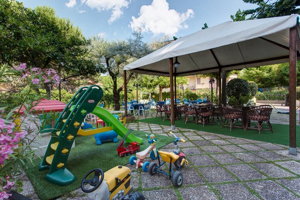 Hotel Real Cervia Extérieur photo