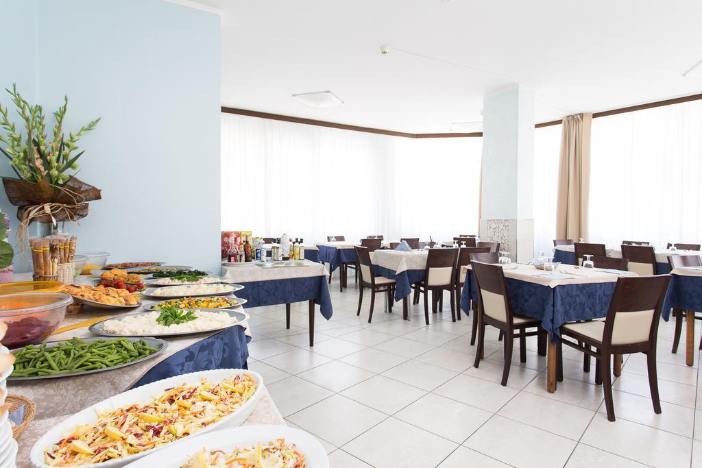 Hotel Real Cervia Extérieur photo